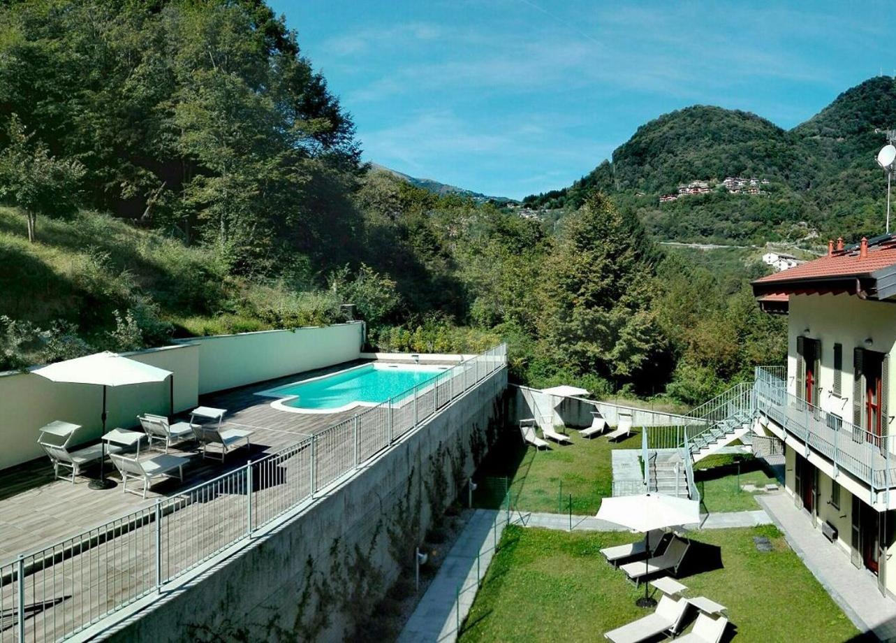 Vista Dolce Isola _ Lakeview Pool, Terrace & Garden Casa de Férias